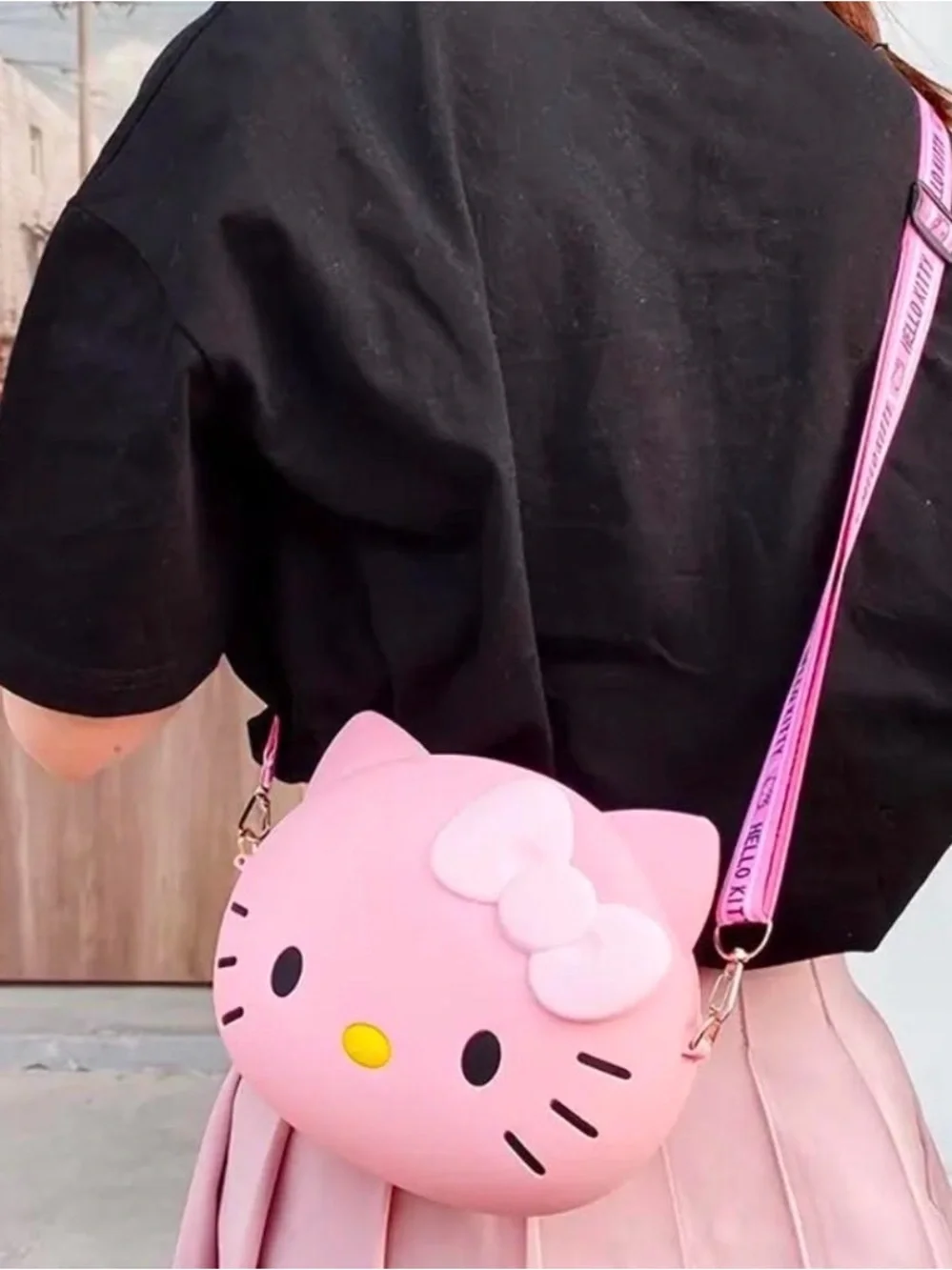 Sanrio Hello Kitty Pink Crossbody Bag